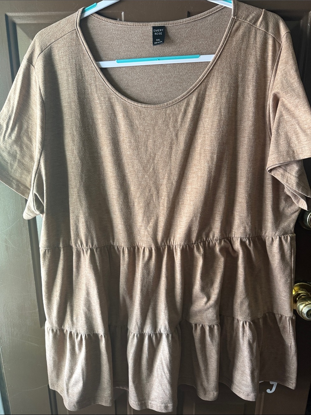 Emery Rose Brown Tiered Short-Sleeve Tunic